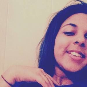 Meet your Posher, Simone